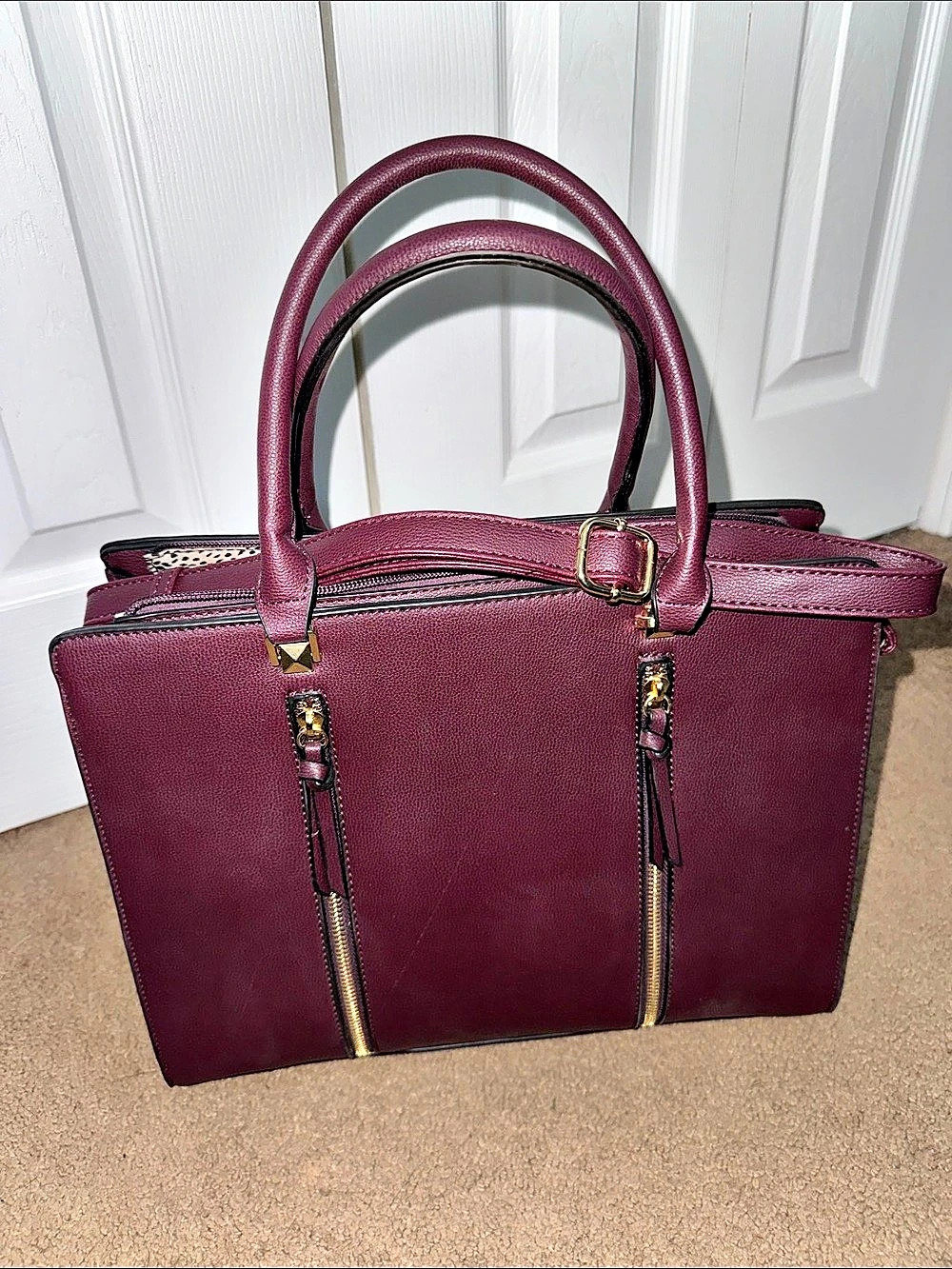 Structured Tote Burgundy Like New